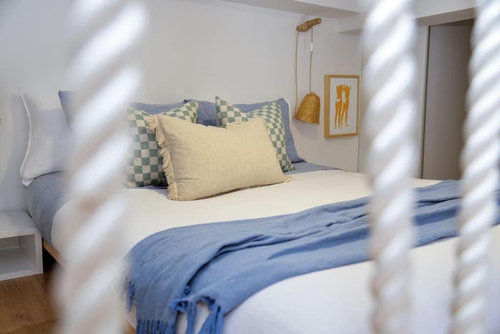 Mini Condo 2 Dl - Studio With A Private Patio Donja Lastva Bagian luar foto